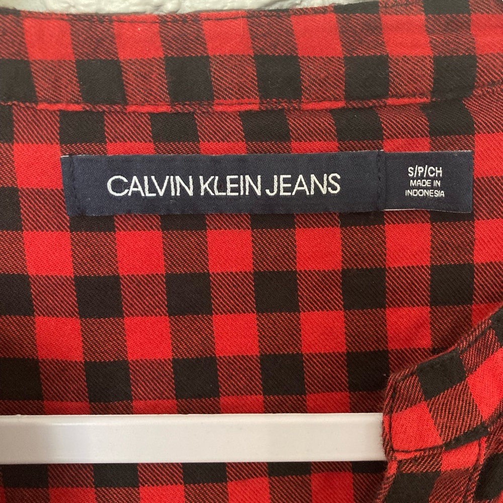 Calvin Klein Jeans Button Down Red Black Plaid Shirt Top Women’s Small - Picture 4 of 10